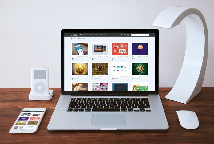 支持安卓、ios手机投屏至Windows电脑，电脑反控制手机，画面高清、稳定连接，畅享极致投屏体验！